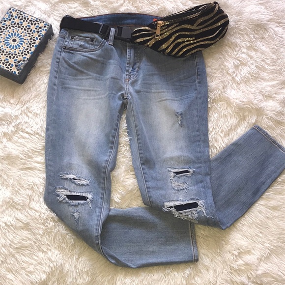 Jean Shop Destroyed Denim Jeans - Picture 15 of 16